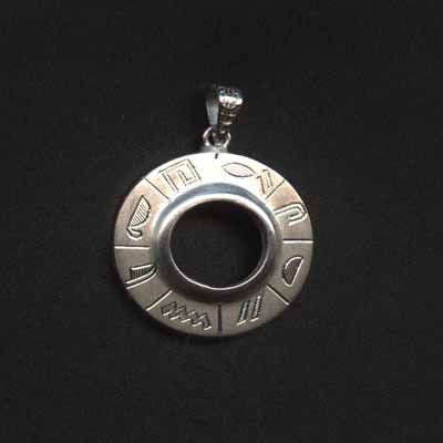 Round Engraved cartouche with a loop(SC014)